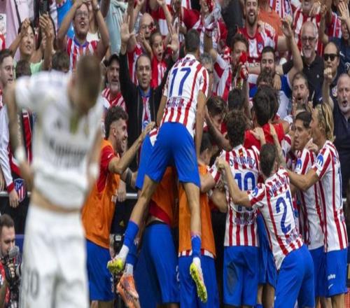 帕尔马官方：铃木彩艳左手中指及手舟骨复合骨折，将接受手术（帕尔马通报：铃木彩艳左手中指与腕舟骨复合性骨折，将接受手术）