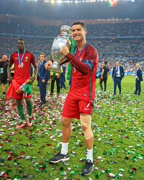 欧预赛门将零封榜：皮克福德7次第一、乌奈-西蒙5次第二（欧预赛门将零封榜：皮克福德7场领跑，乌奈-西蒙5场次席）