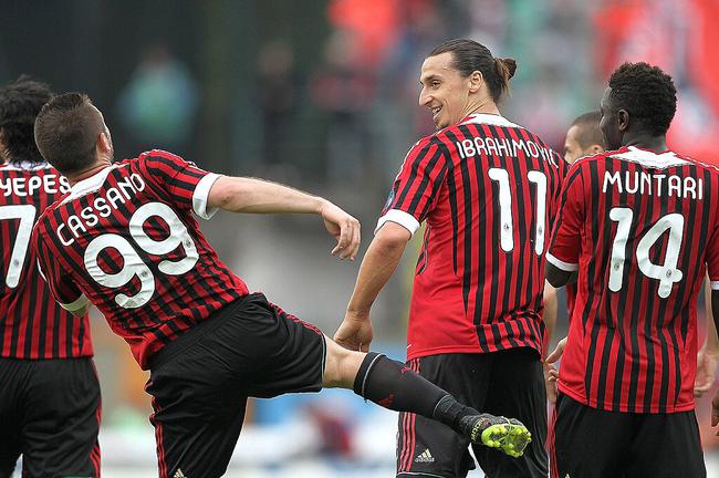 双核联手爆发！哈登&伦纳德首节得分都上双（双星同耀！哈登与伦纳德首节齐取两位数）