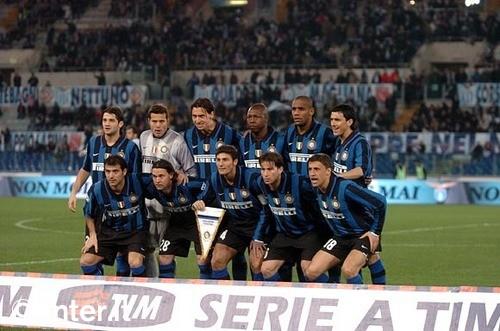 德容：难道我非要去英超才能证明自己的价值吗？我不这么认为（德容：我不认为必须去英超才能证明自己）